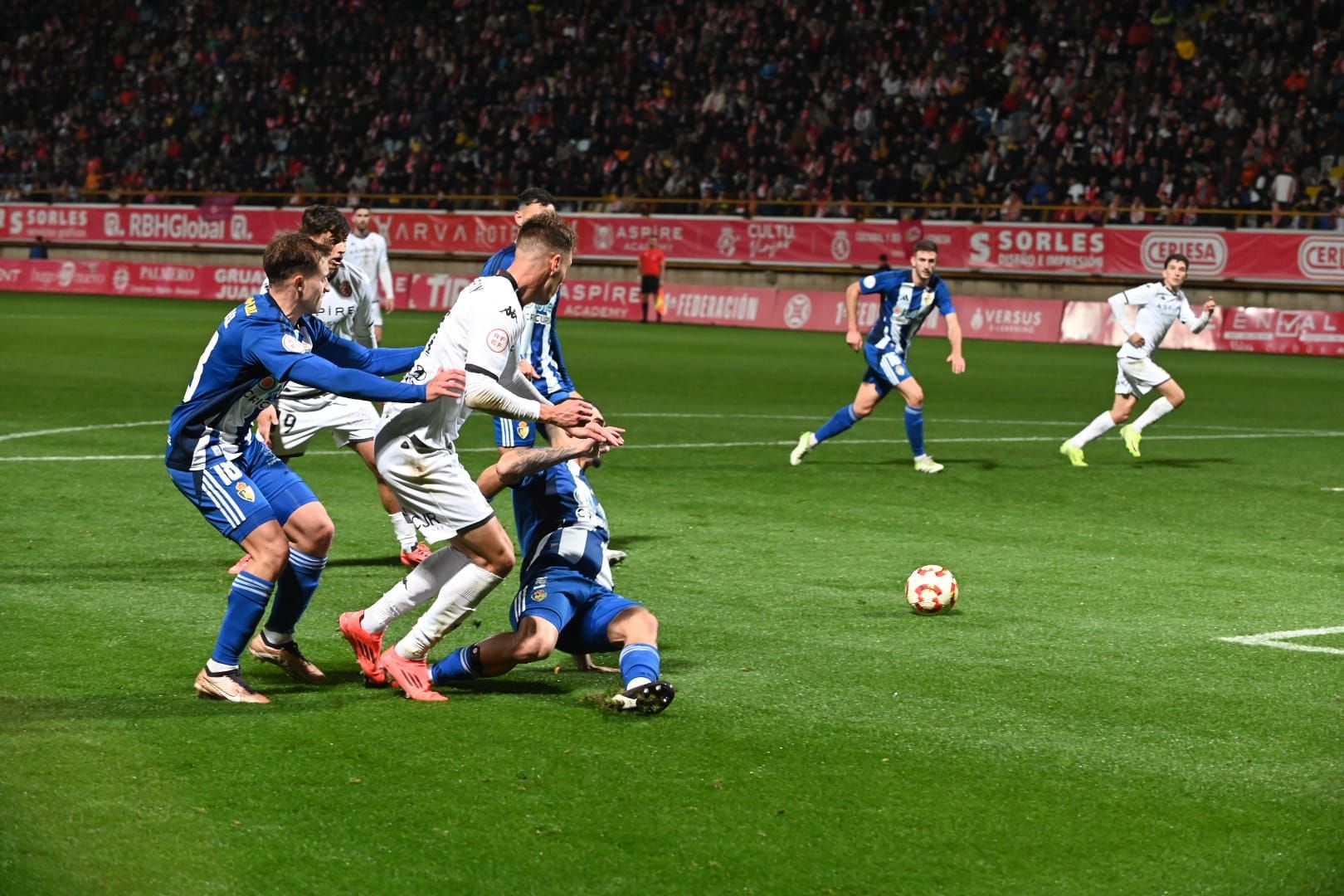 Las mejores imágenes del derbi entre Cultural y Ponferradina