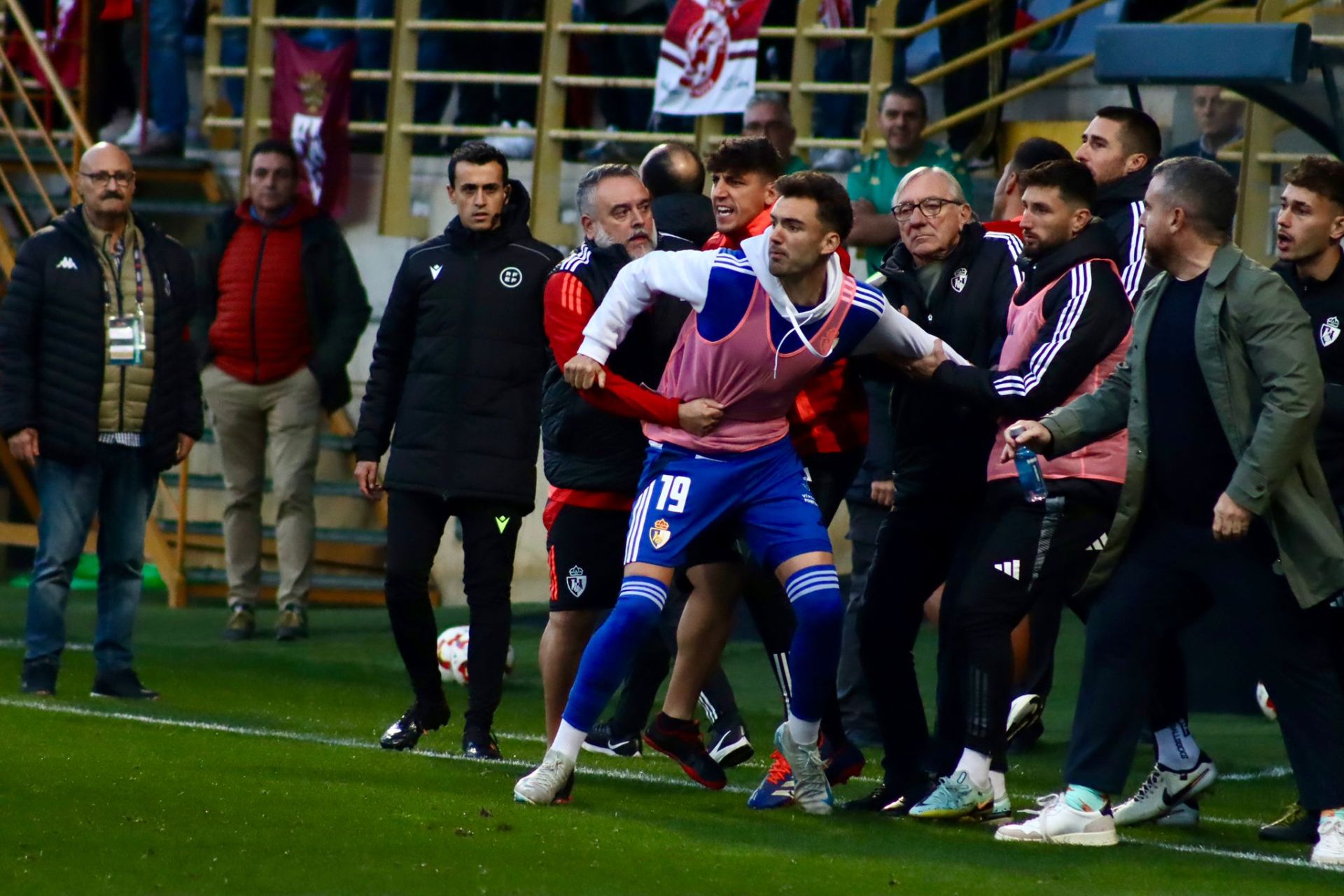 Las mejores imágenes del derbi entre Cultural y Ponferradina