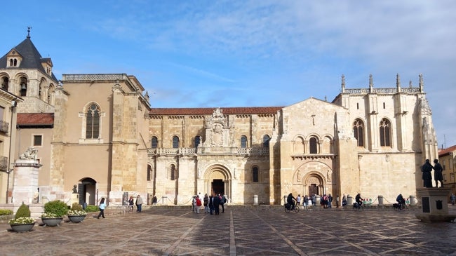 Imagen después - Los humildes orígenes de la Real Colegiata Basílica de San Isidoro