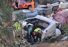 Camión accidentado en la N-601.