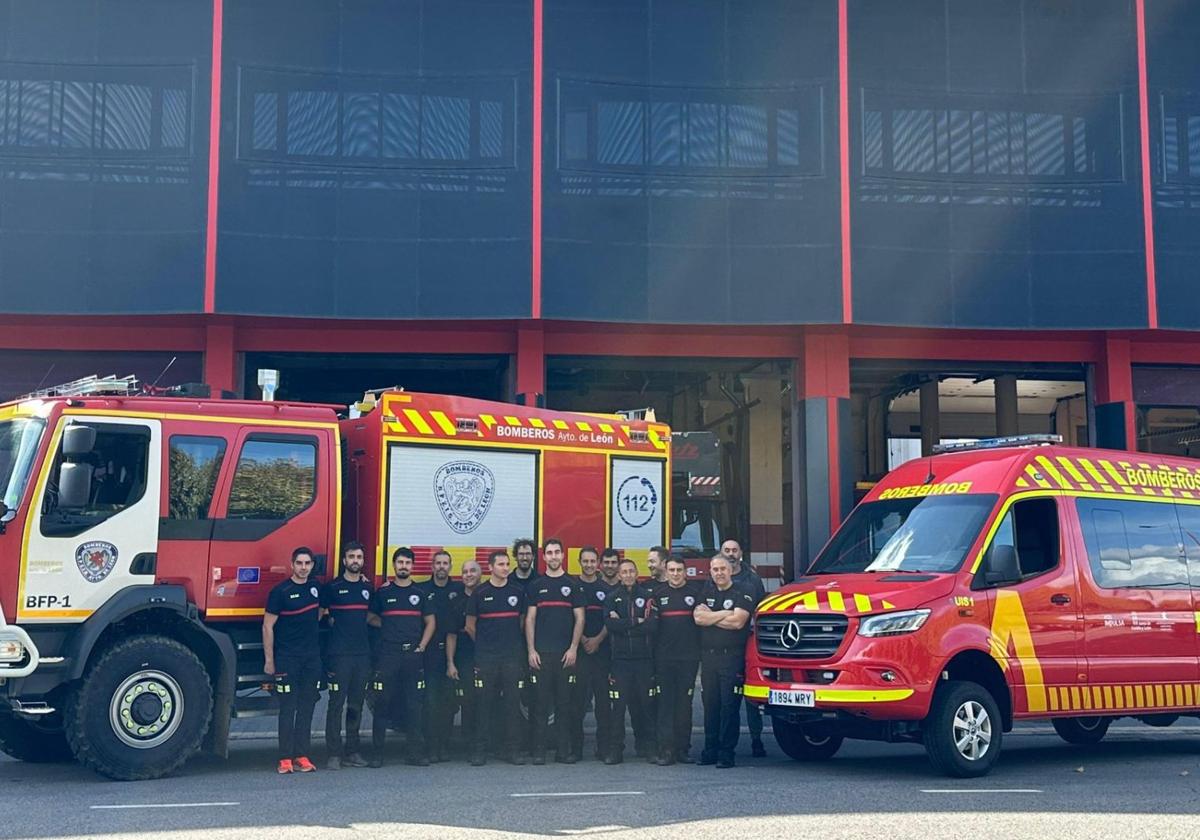 Los bomberos de León que viajan a Valencia.