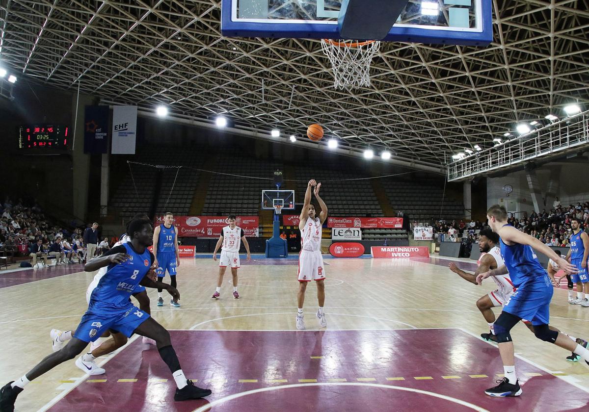 Las mejores imágenes del Cultural-Melilla de baloncesto