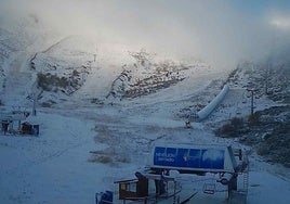 Imagen de la pista de Cebolledo de San Isidro tomada por la webcam de la estación en la mañana de este miércoles.