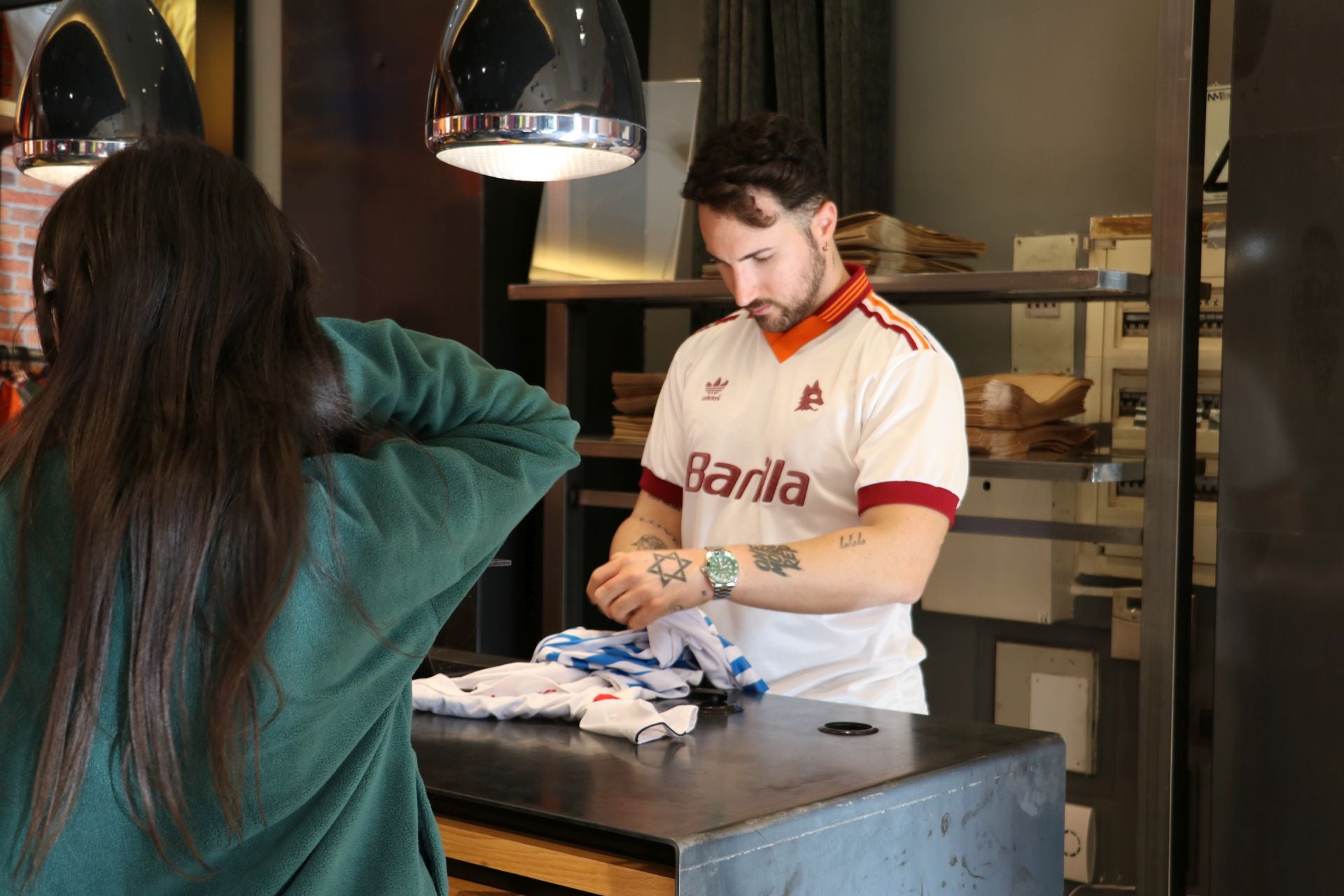 Apertura de la tienda de camisetas de fútbol vintage en León