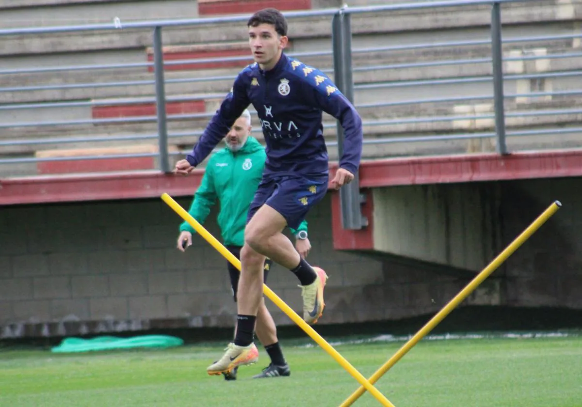 Luis Chacón, en un entrenamiento de la Cultural durante esta semana.