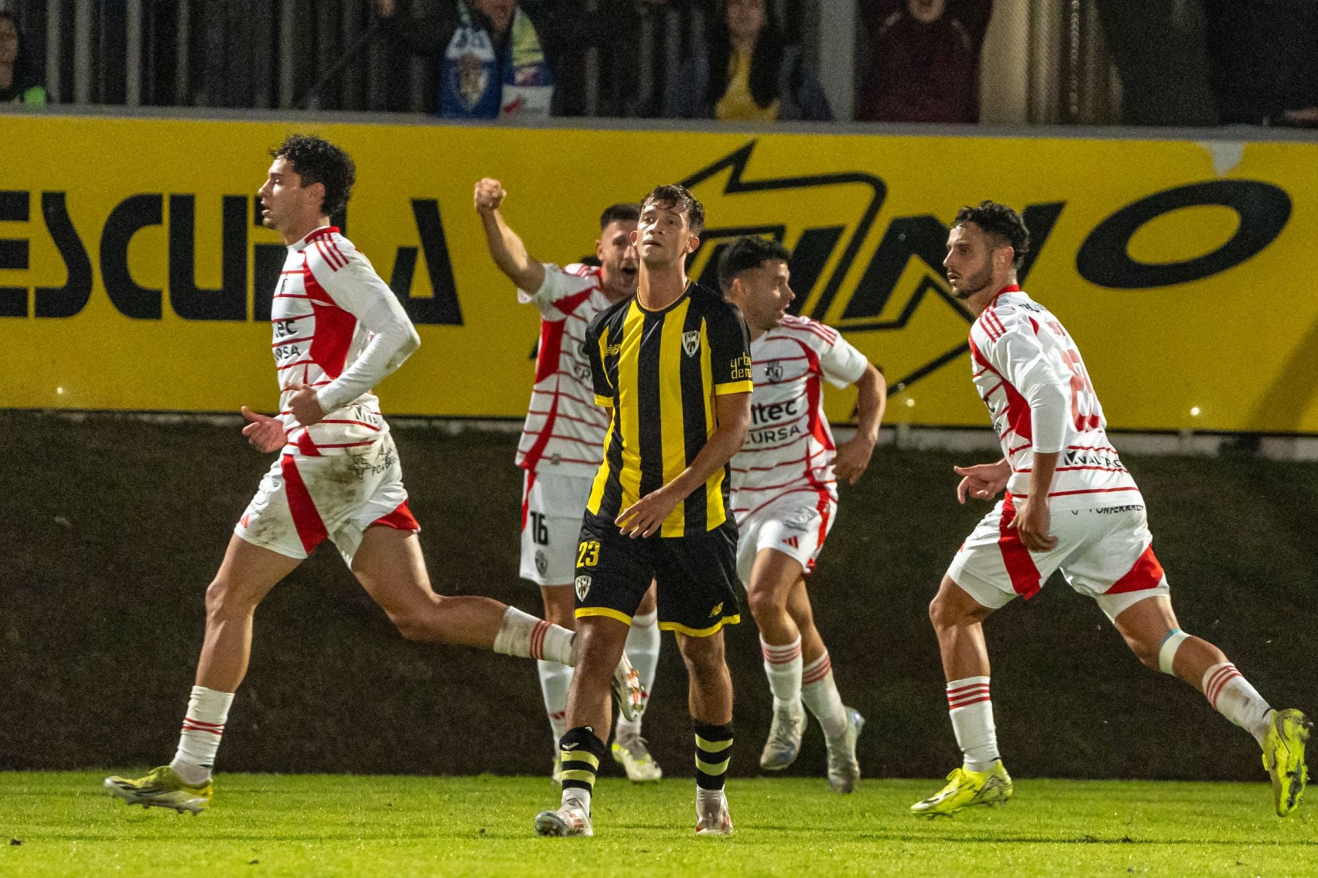 Las mejores imágenes del Barakaldo-Ponferradina