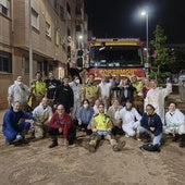 Paiporta despide a los Bomberos de León: «Es difícil marchar sabiendo lo que queda por hacer»