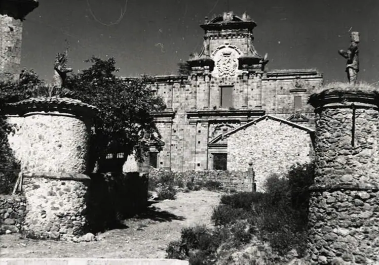 Palacio de Renedo de Valdetuéjar.