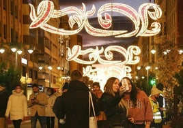 Iluminación navideña en León en una Navidad pasada.