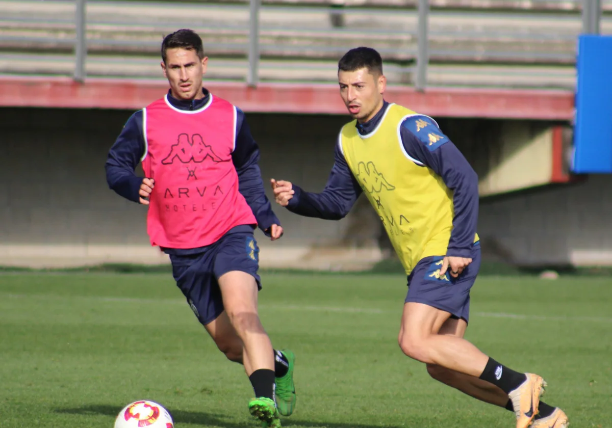 Manu Justo apura sus opciones para ser de la partida ante el Nástic