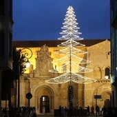 León ya brilla con sus luces de Navidad