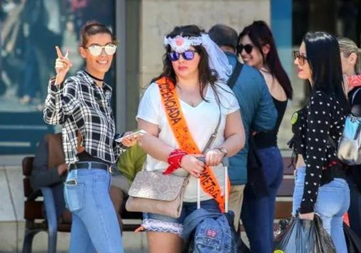 Las despedidas de soltero en León: «No podemos prohibirlas, pero sí imponer conductas»