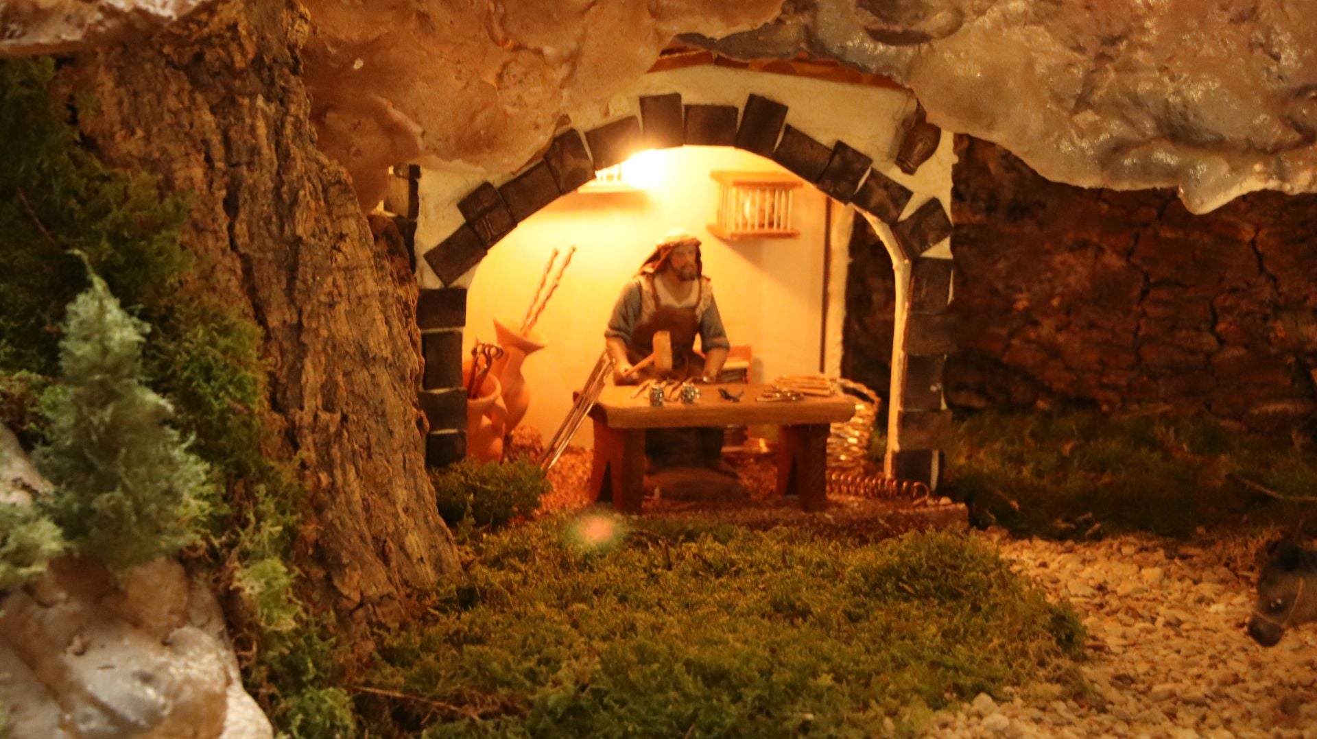 La Casa de las Carnicerías reabre con el belén navideño del Dulce Nombre