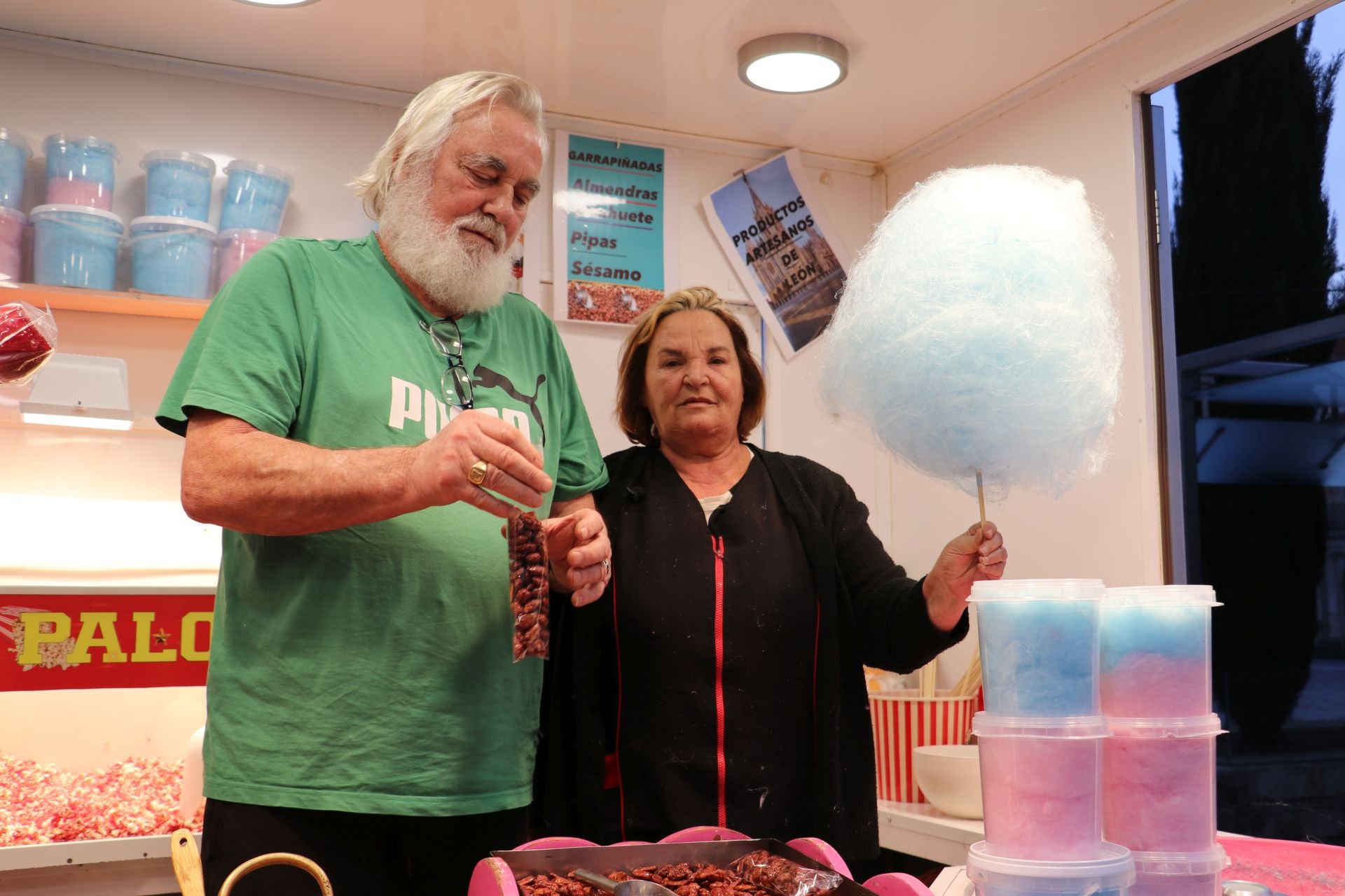 Una dulce tradición: 22 años vendiendo algodón de azucar