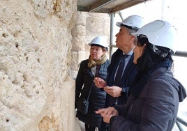 El delegado territorial de la Junta en León, Eduardo Diego, ha visitado estas obras.