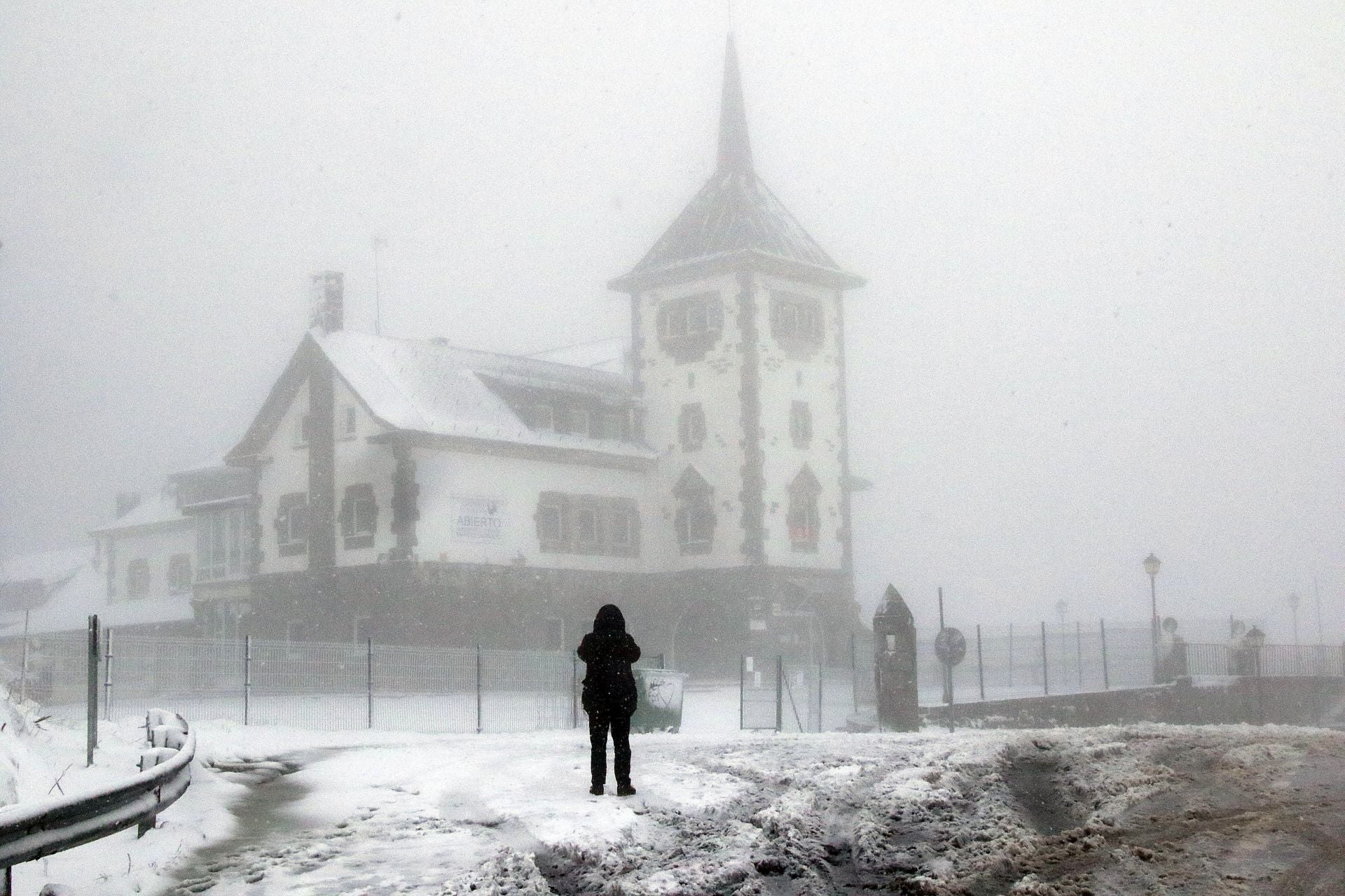 Temporal de nieve en la montaña leonesa