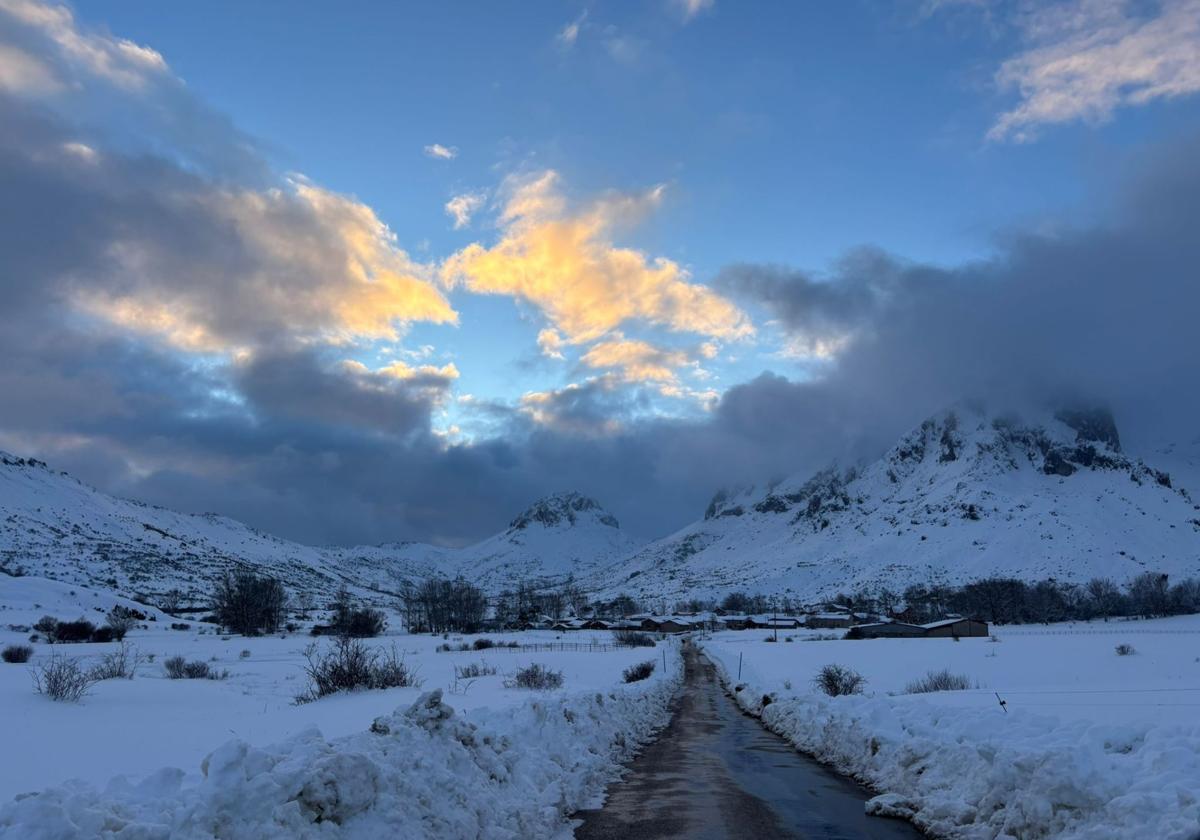 Nieve en la zona de Villamanín.