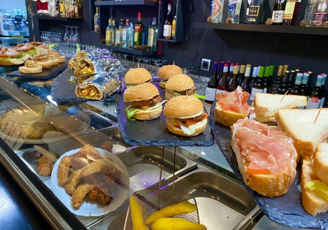La lista de tapas a disposición al cliente es interminable