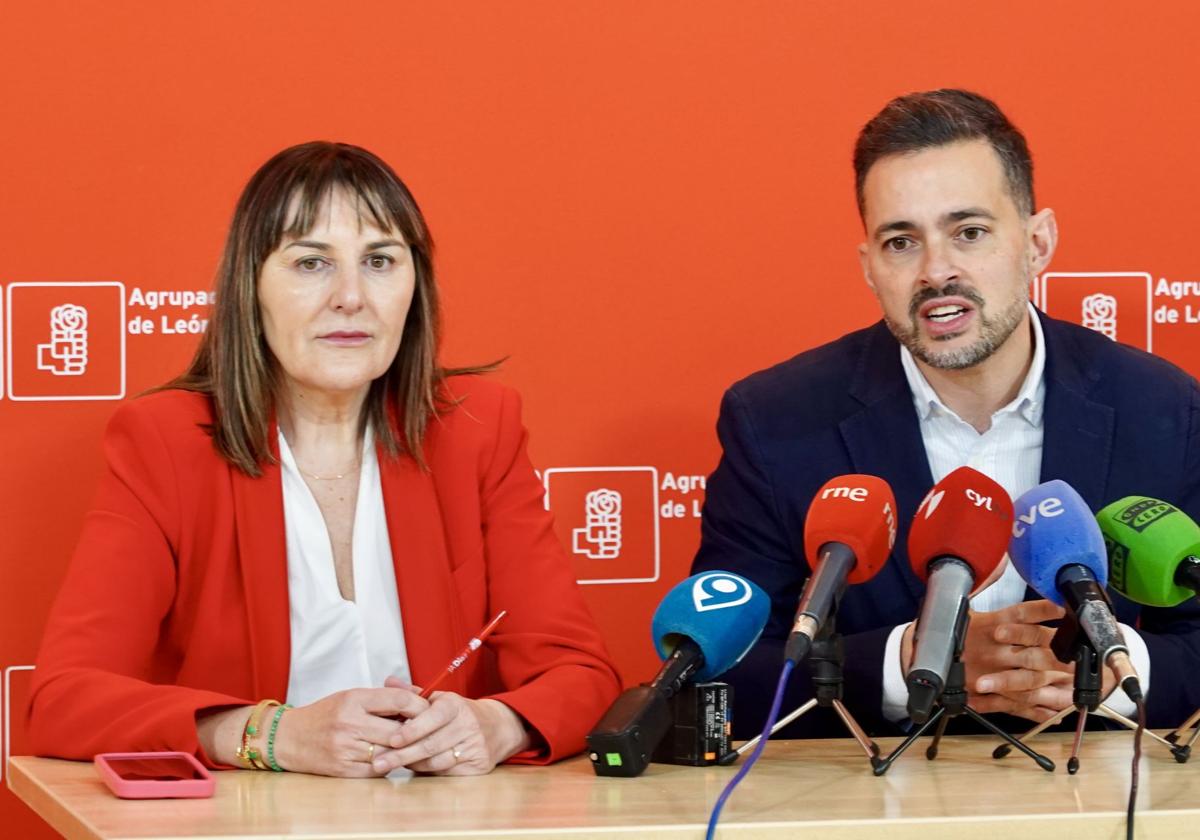 El procurador socialista Diego Moreno en la rueda de prensa de este martes.