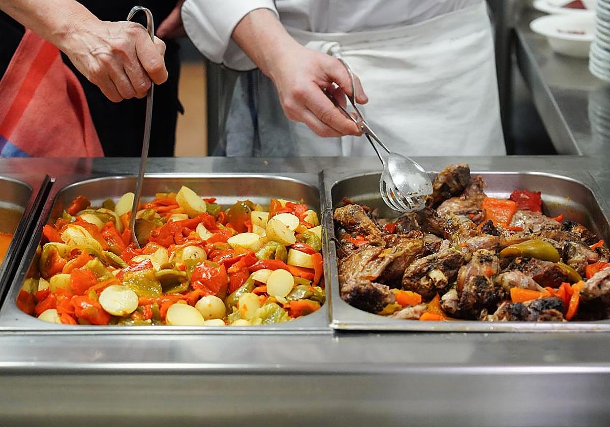 Un menú de &#039;Estrella&#039; para el comedor social de Asleca