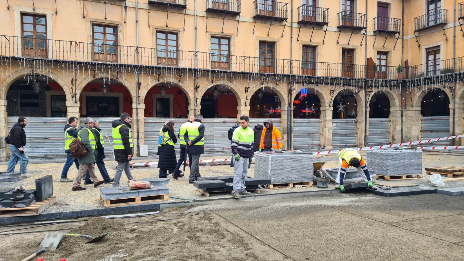 Obras en la Plaza Mayor de León