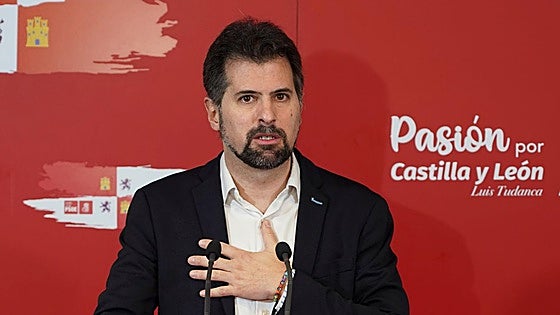 Tudanca reivindica su proyecto «ganador» y deja su futuro en manos de los militantes no de un «dedo divino»