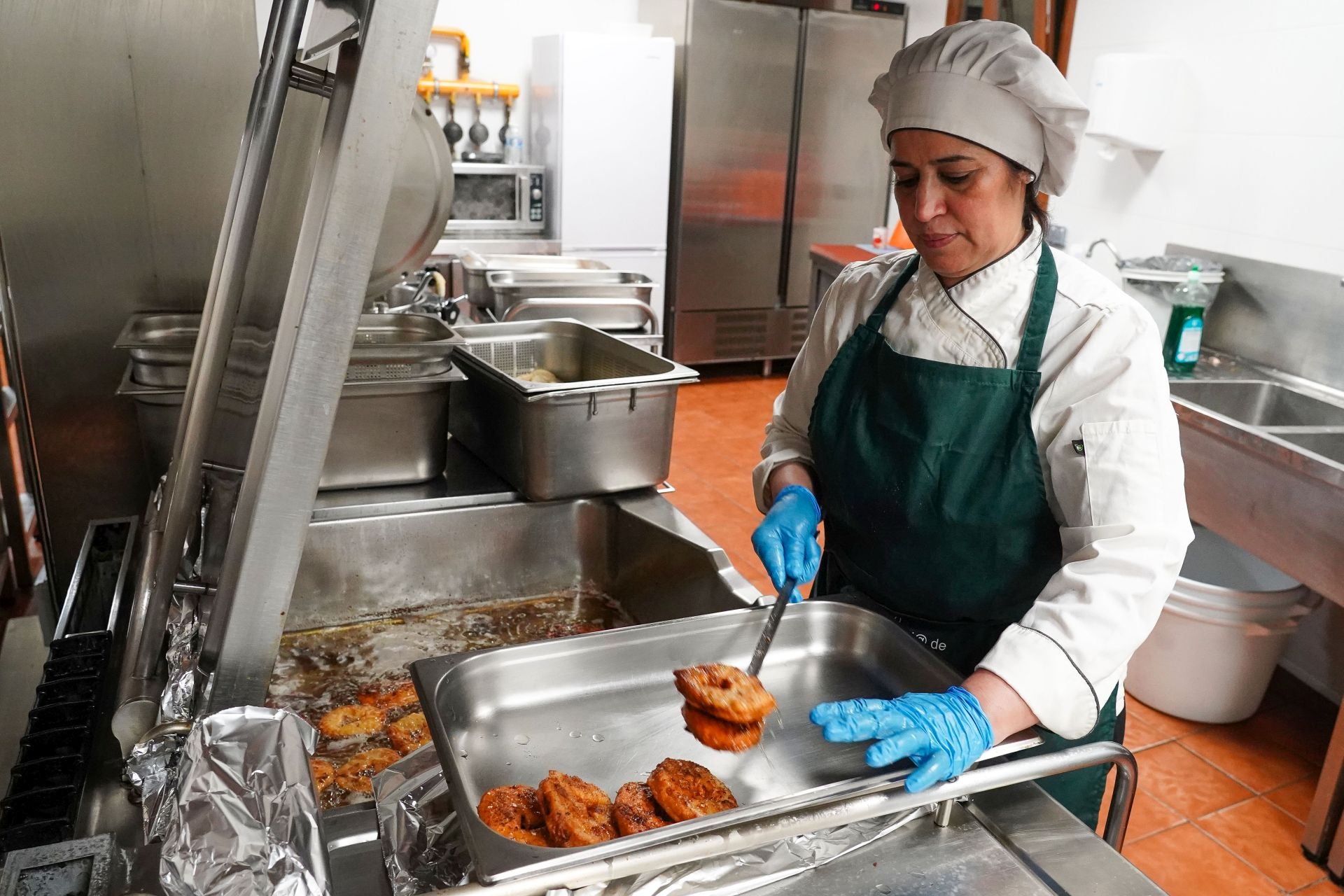 Menú navideño en el Comedor Social de León