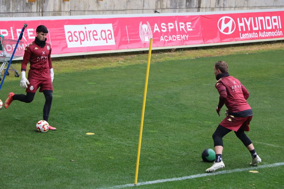 La Cultural entrena con público por Reyes