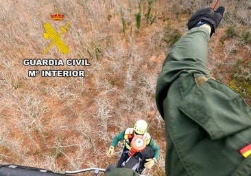 El Greim rescata a un senderista enriscado en el pico Fontañan en La Pola de Gordón