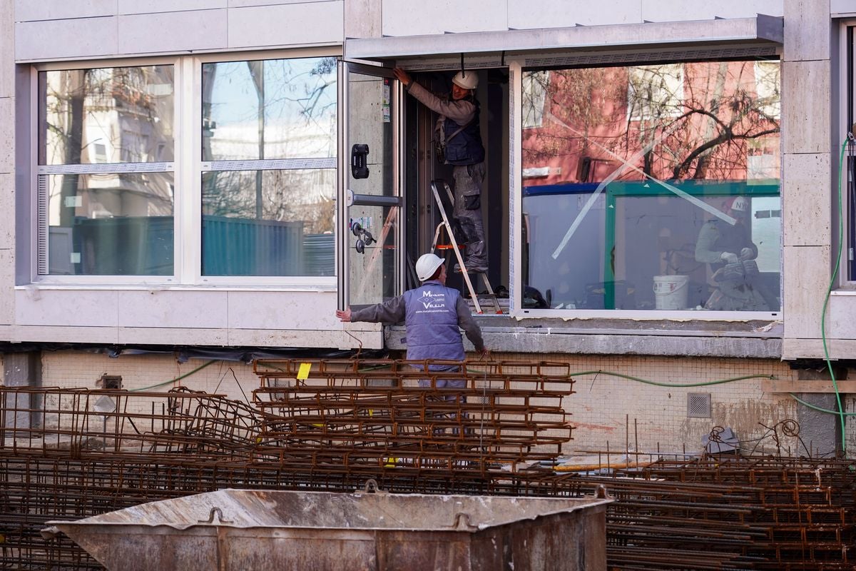 Visita del consejero de Sanidad a las obras del centro de salud de Pinilla