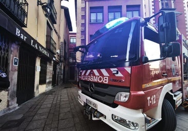 Susto en el barrio Húmedo por un incendio en un bar