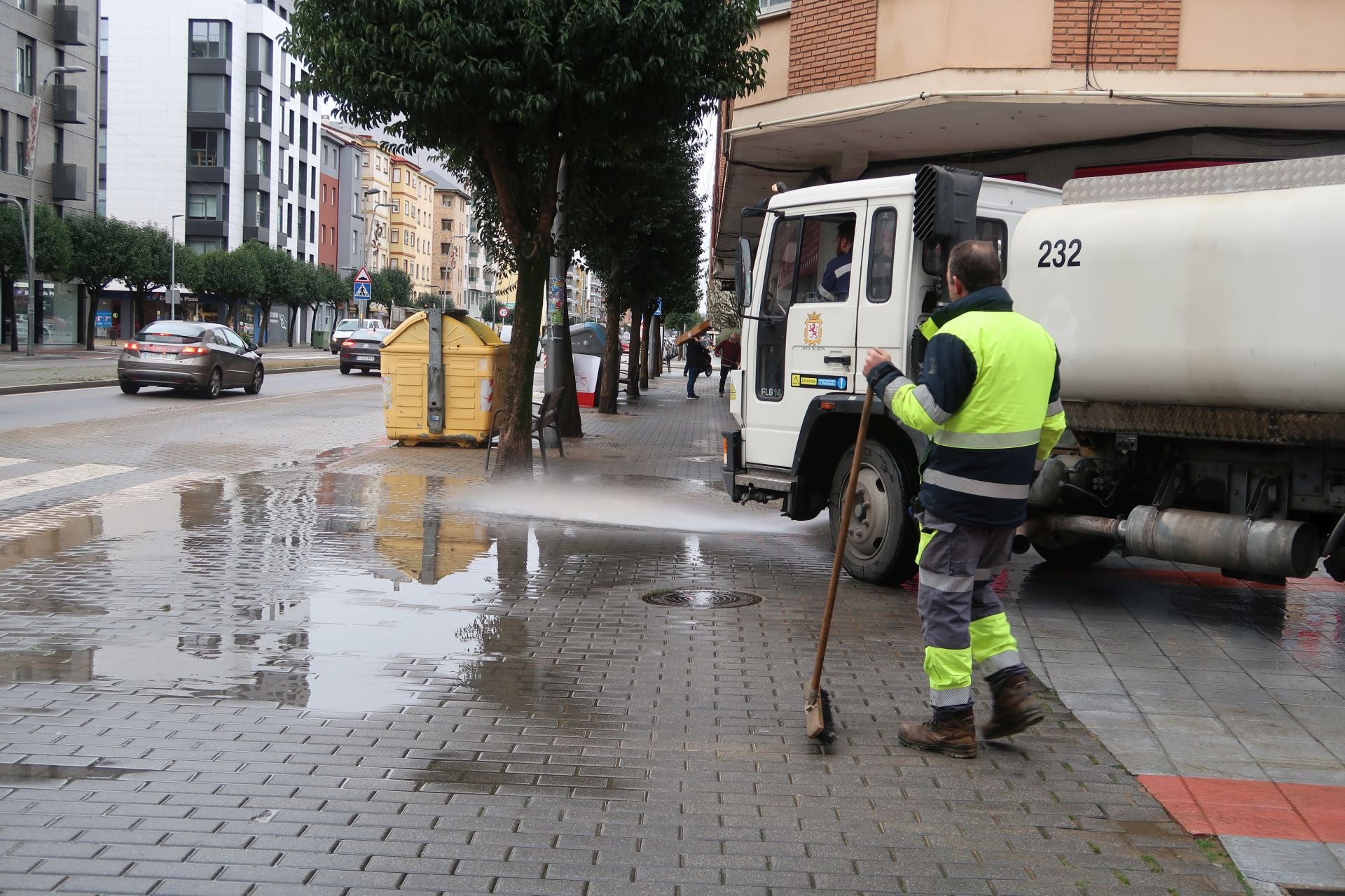 Imágenes de las consecuencias del reventón en Fernández Ladreda