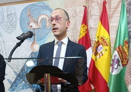 El doctor Iván Rega Castro, profesor del departamento de Patrimonio artístico y documental de la facultad de Filosofía y Letras.