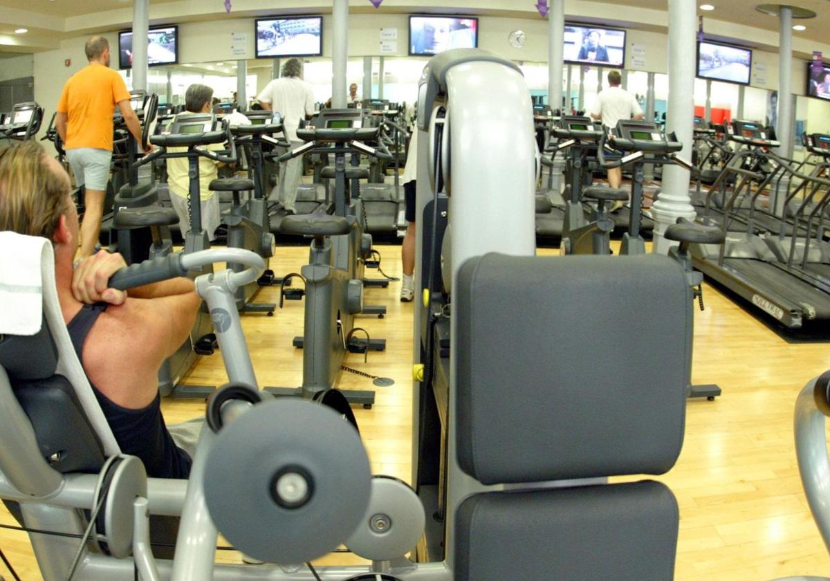 Foto de archivo de un gimnasio.