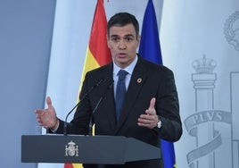 El presidente del Gobierno, Pedro Sánchez, durante una rueda de prensa tras el Consejo de Ministros, en el Complejo de la Moncloa.