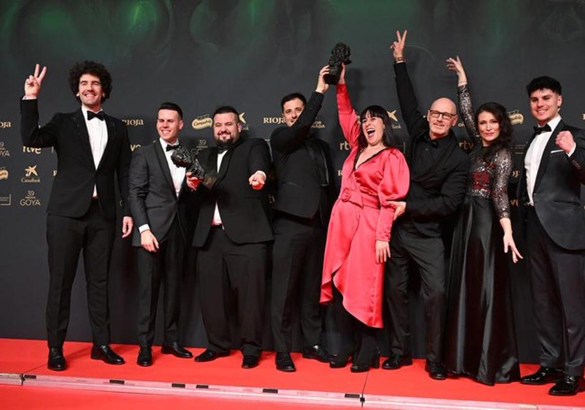 Imagen principal - Imágenes de los premios Goya.