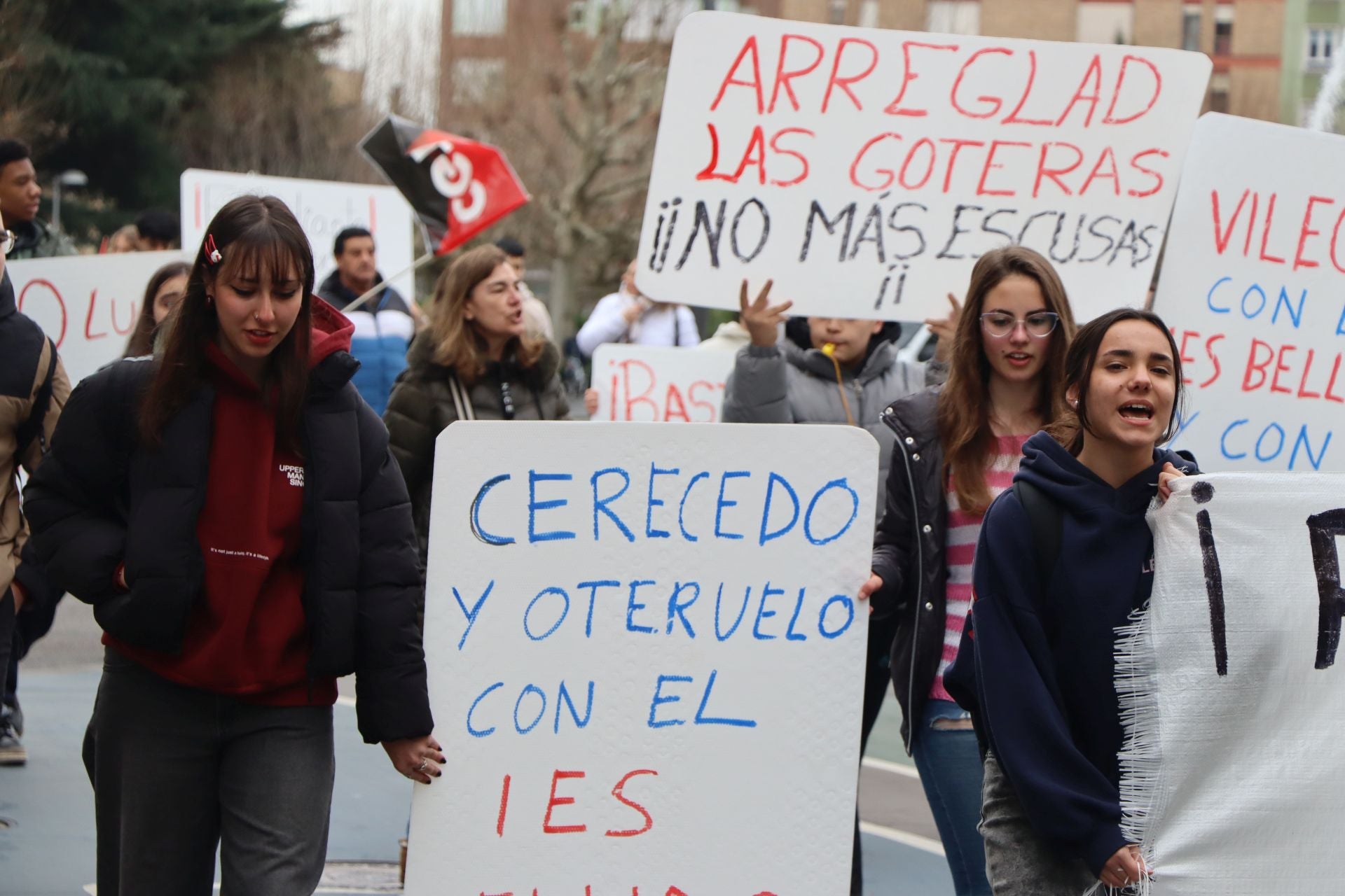 Manifestación del IES García Bellido en el centro de León