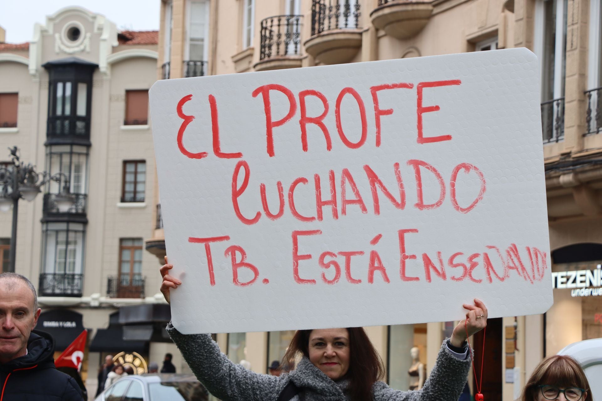 Manifestación del IES García Bellido en el centro de León