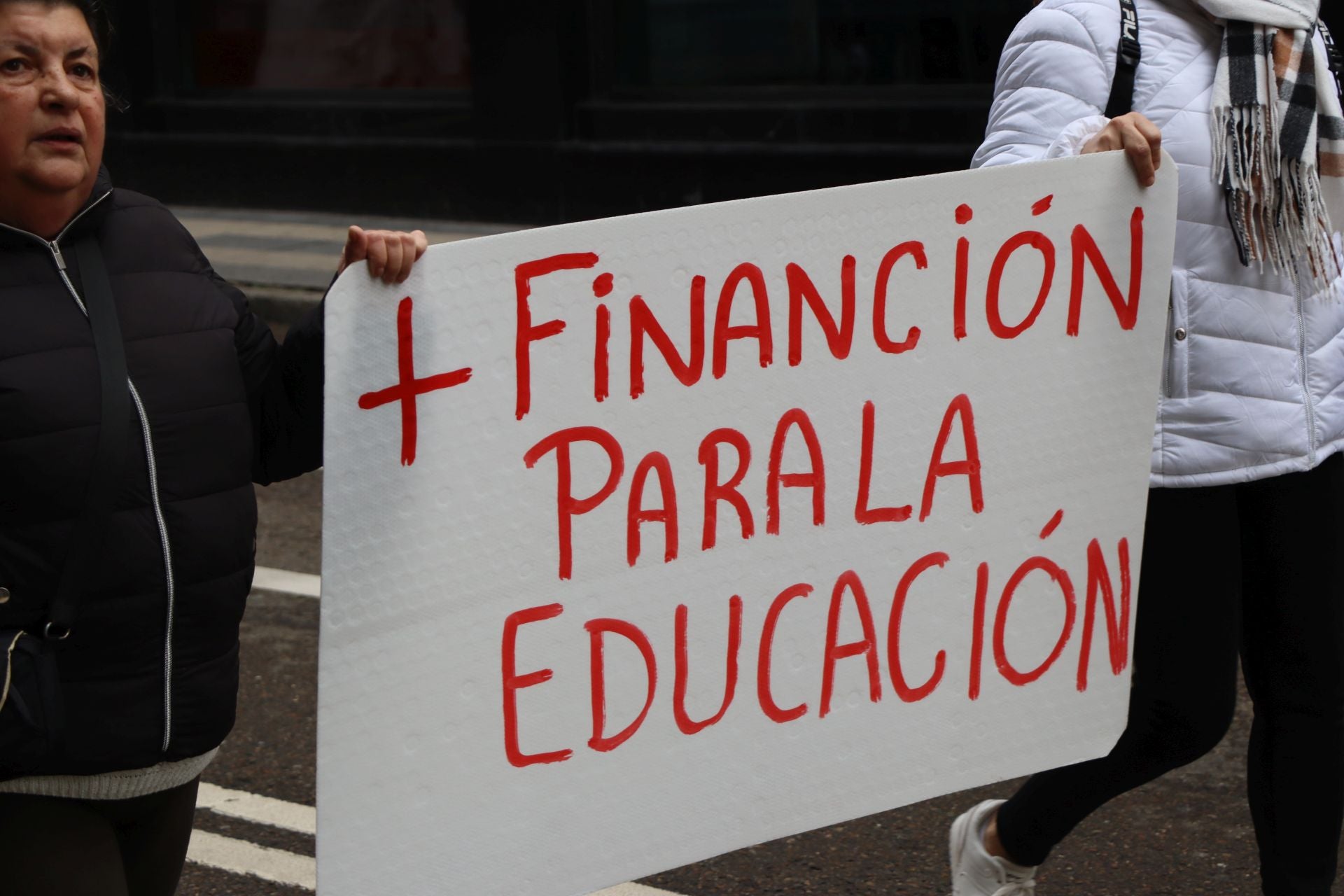 Manifestación del IES García Bellido en el centro de León