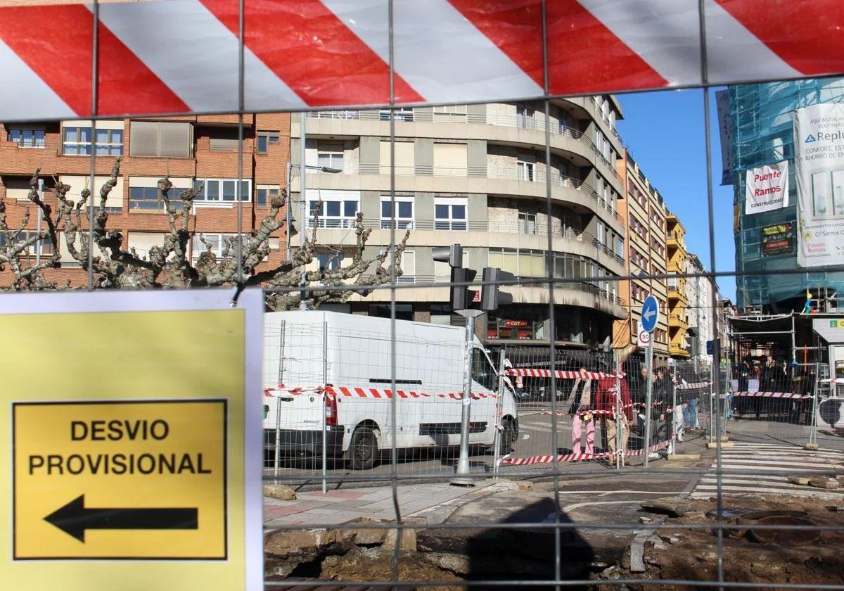 Imagen de las obras de la plaza del Espolón.