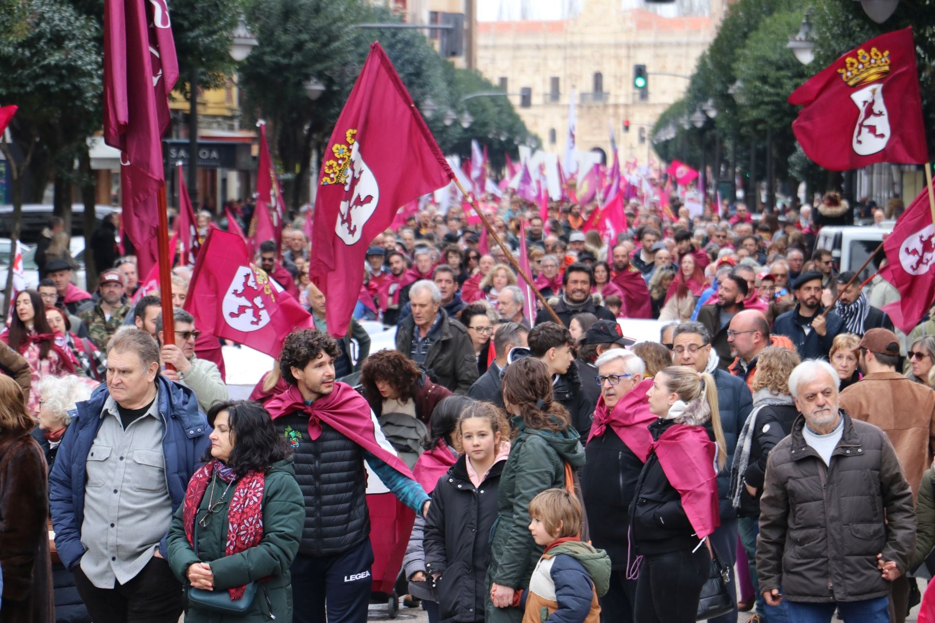 Las imágenes de la manifestación del 16-F en León