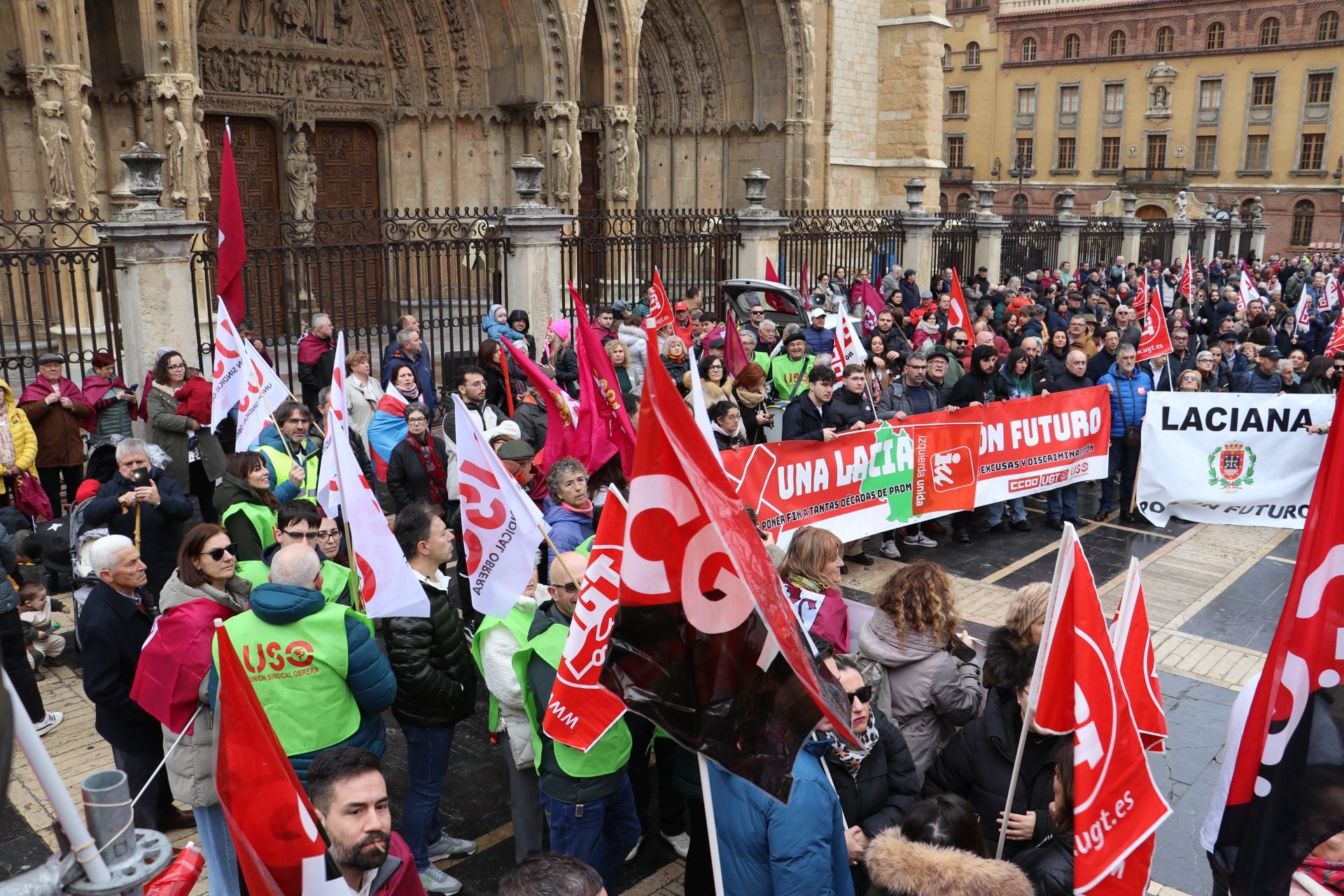 Las imágenes de la manifestación del 16-F en León