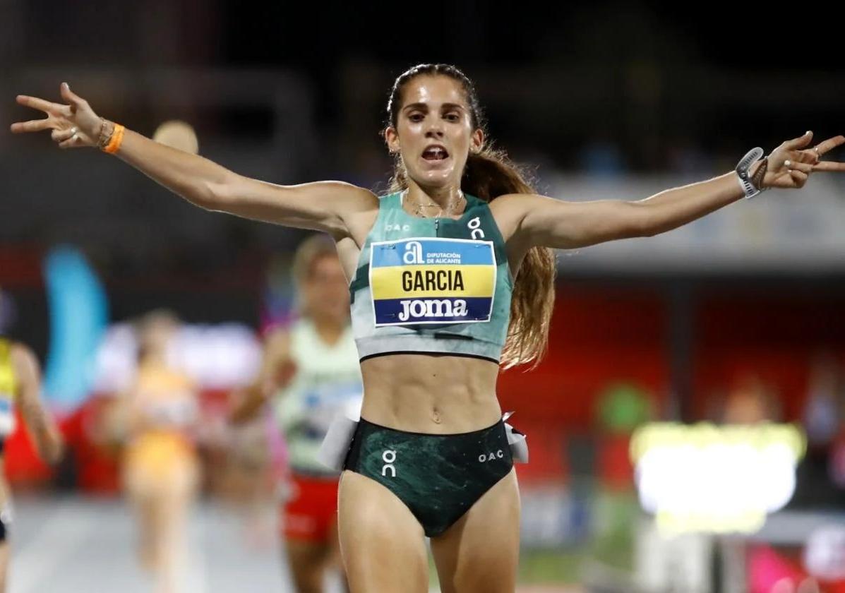 El peso y Marta García lideran al atletismo leonés en los Nacionales de short track