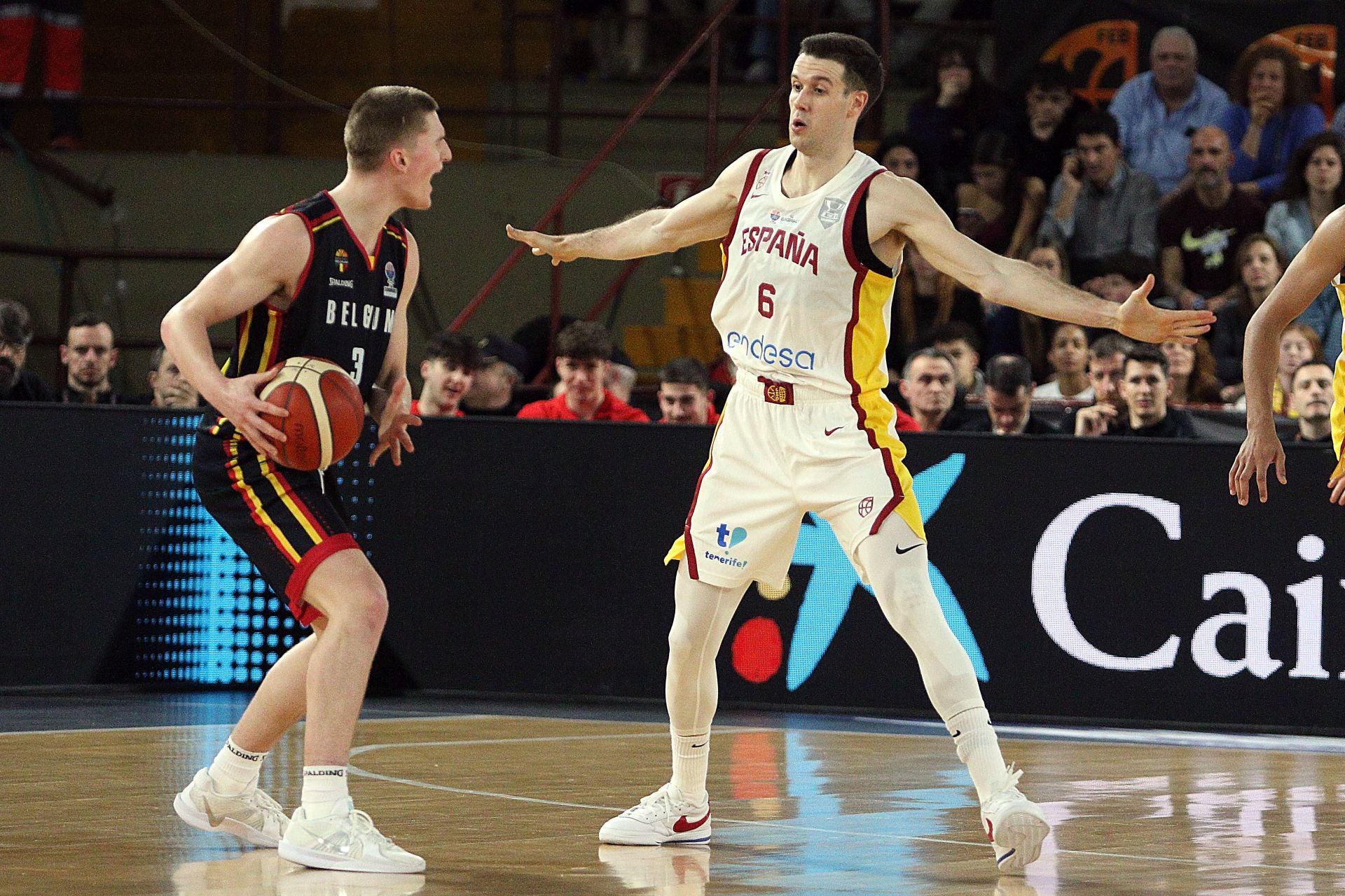 Las mejores imágenes del España-Bélgica en el Palacio de los Deportes