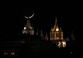 La luna se alinea con la Pulchra en una espectacular imagen de la noche leonesa