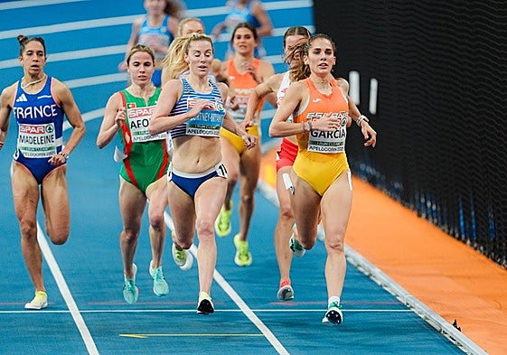 Marta García, en la semifinal del Europeo indoor de Apeldoorn