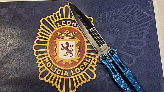 Incautan drogas y una navaja a menores haciendo botellón en León
