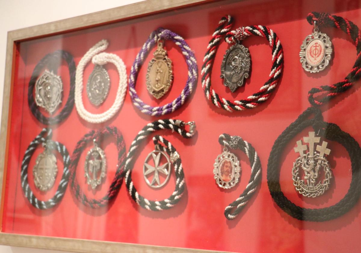 Así es la casa-museo particular del papón Carlos Tascón