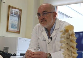 El neurocirujano José Manuel Valle Folgueral.