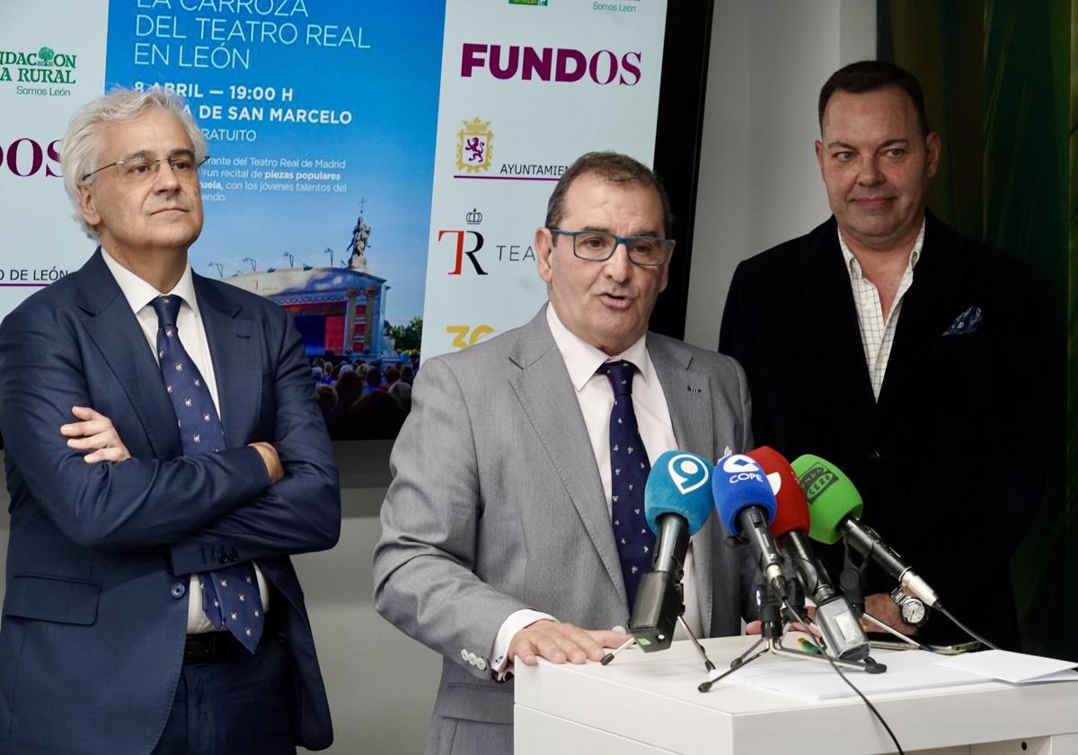 'La Carroza del Teatro Real' lleva el 8 de abril la ópera y la zarzuela a la plaza de San Marcelo de León